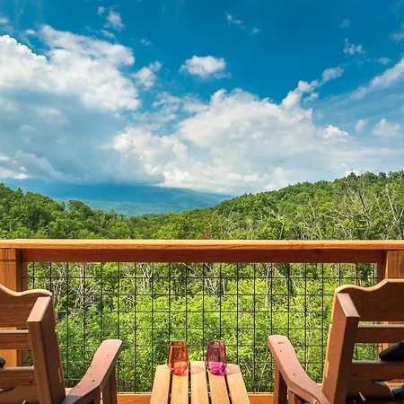 Four Bears By Stony Brook Cabins
